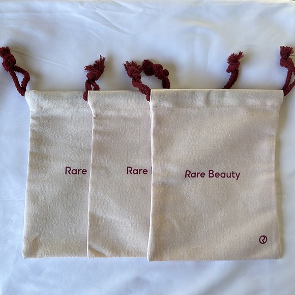 Rare Beauty Make Up Bag And Samples - Picture 2 of 3